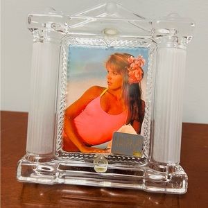 Vtg Mikasa Cotillion Frost picture Frame 5 1/4”